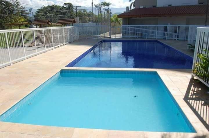 Apto Em Ubatuba Divisa Com A Praia De Itagua E Facil Acesso As Praias Fica Ao Lado Do Atacado Tenda Da Rodovia Rio Santos Εξωτερικό φωτογραφία